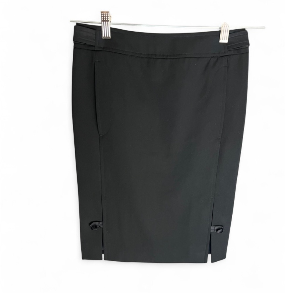 Vintage Yves Saint Laurent black high waisted midi pencil skirt 34 / 0
